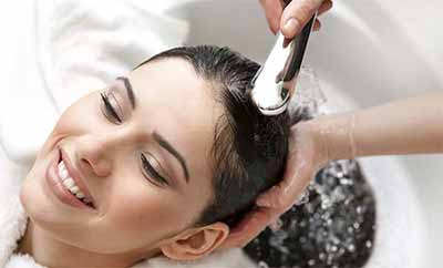 Как вылечить секущиеся волосы в салоне